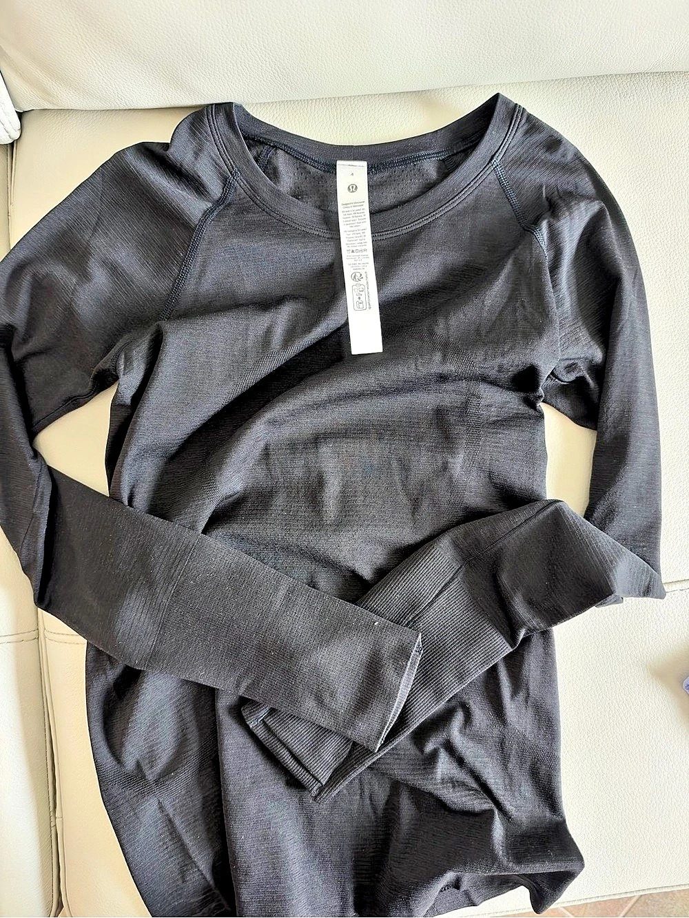 lululemon Swiftly Tech Long Sleeve 2.0 Black Size 4